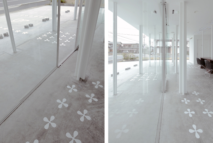 三重県の調剤薬局のガラス張りのデザイン